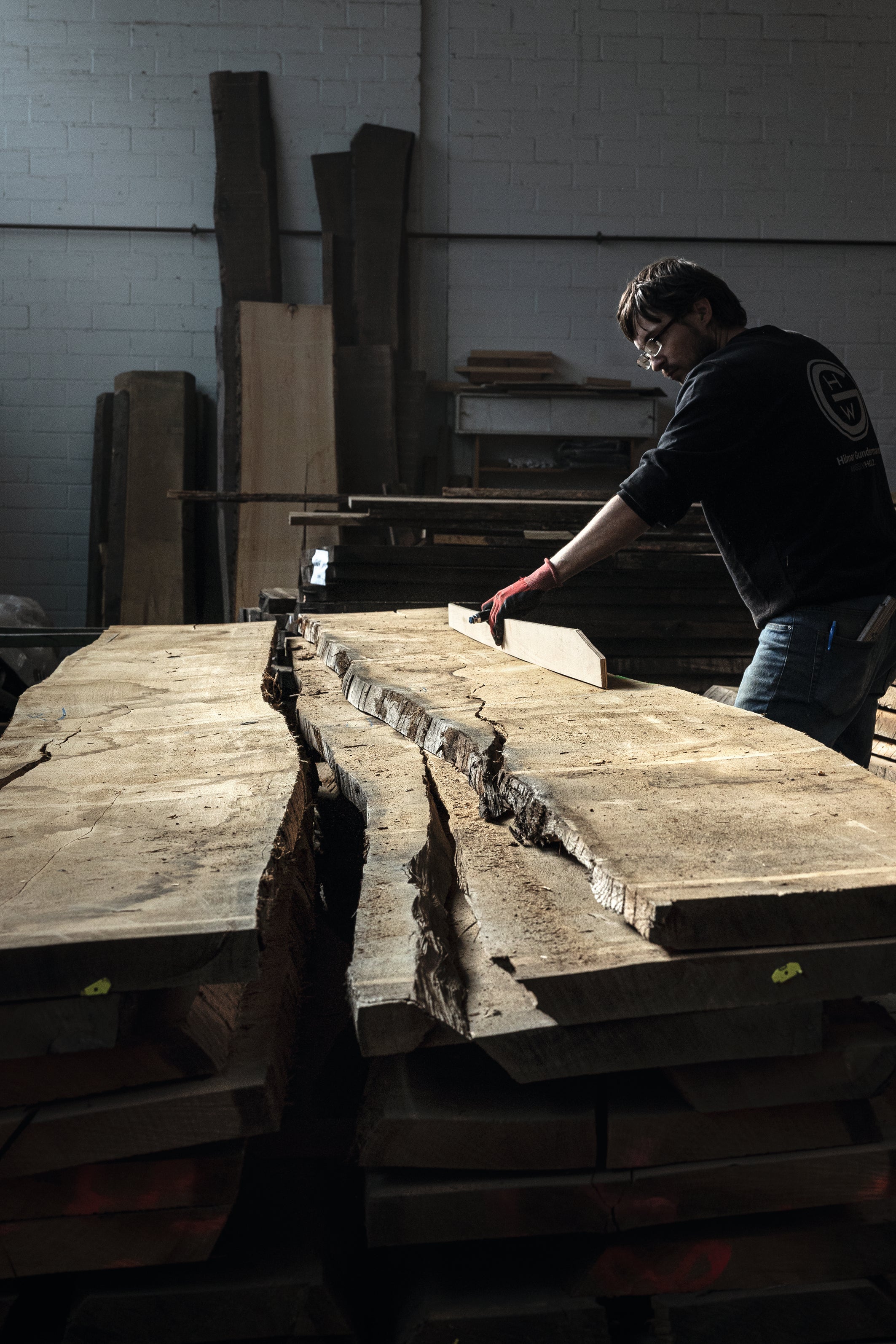 Schneidebretter auf Maß und Sonderanfertigungen aus Holz. Handwerklich und nachhaltig gefertigt in Deutschland.